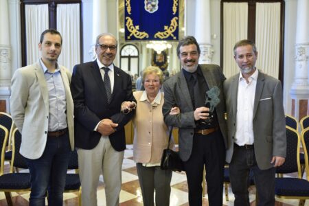 Gallego y Rey reciben el premio ‘Elgar’ de Viñetas Periodísticas por su trayectoria