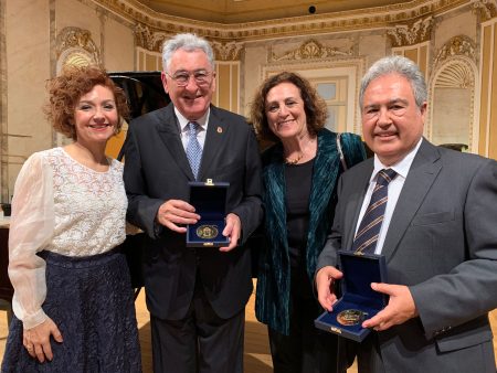 Juan Antonio García Galindo y Rafael Díaz Pineda recogen sus Medallas Ateneo 2024