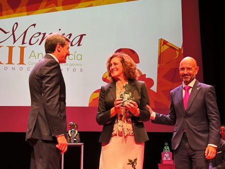 25N | Elena Blanco recoge el premio Menina 2024 por su contribución en la lucha contra la violencia de género