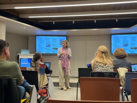 Carmela Ríos: «La desinformación es un problema endémico que no podemos erradicar, pero sí podemos anticiparnos y ordenar el caos informativo actual»