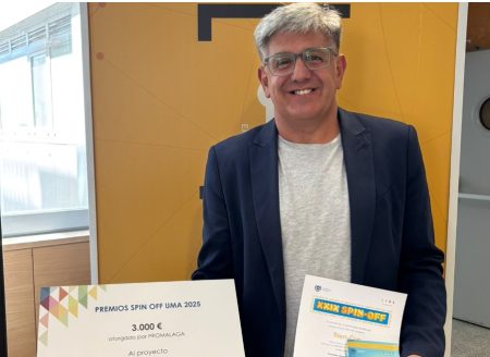 El periodista y docente Francis Paniagua, premio spin-off de la Universidad de Málaga