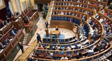 Bruselas abre expediente a España por incumplir la norma europea sobre libertad de medios mientras crecen las alertas por la nueva ley de secretos oficiales