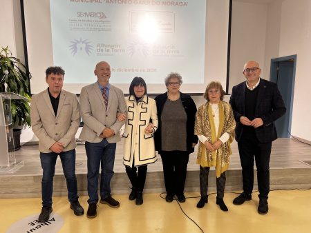 Teresa Santos destaca la influencia de Julián Sesmero en su visión del periodismo y la cultura