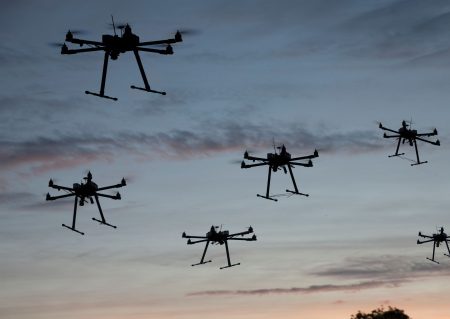 RSF ofrece recomendaciones prácticas ante el aumento de ataques con drones en la guerra