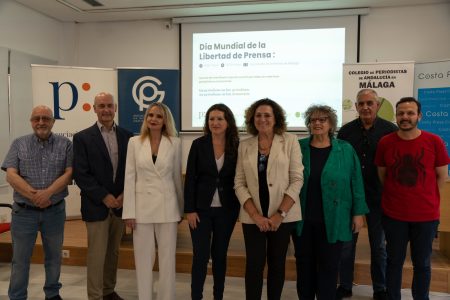 Periodistas, cámaras y fotógrafos reivindican unidad, dignidad laboral y compromiso democrático con motivo del Día Mundial de la Libertad de Prensa
