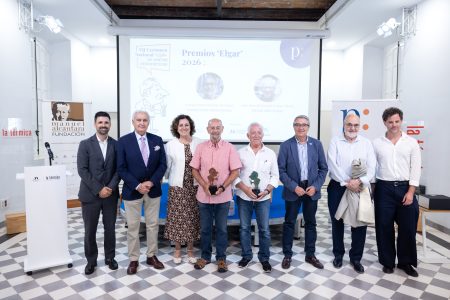 Enrique y Napi reivindican la viñeta como un ejercicio de libertad y pensamiento crítico en los Premios Elgar